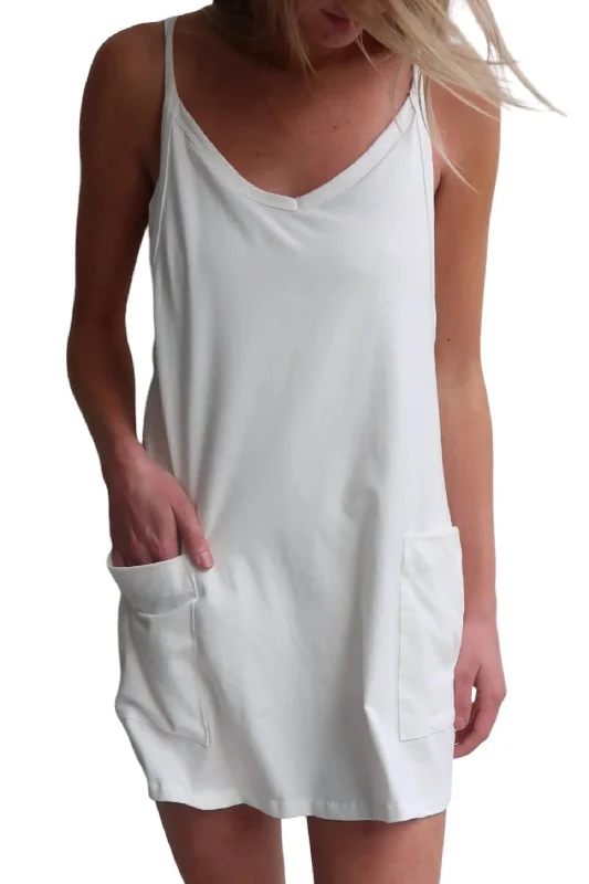 Minimalist Elegant Jet Set Mini Dress In White