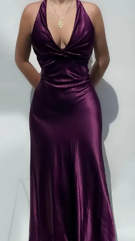 Last Chance Sale Elegant Purple V Neck Halter Sheath Satin Simple Long Prom Dress MD7638