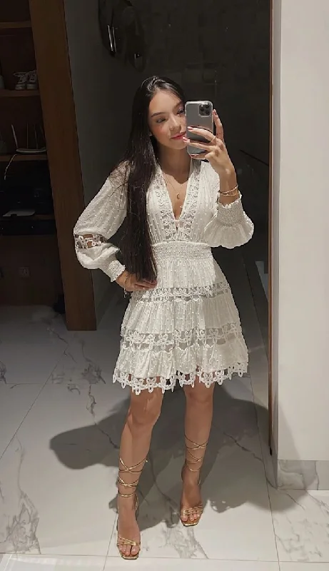 Mid - Season Sale White Lace Long Sleeves Short Party Dress Cute Birthday Outfits     S6783