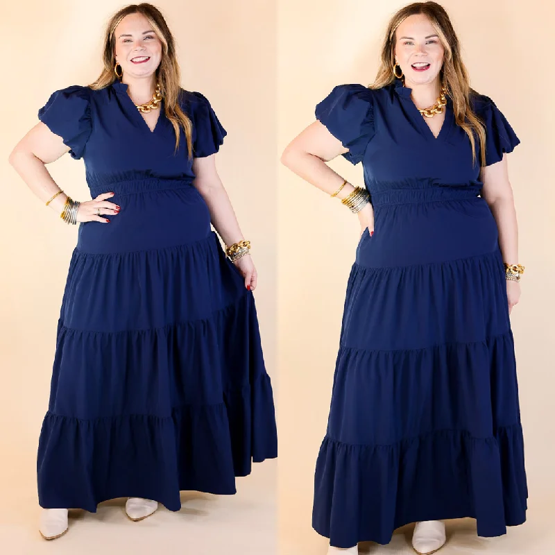 Chic Outfits Table for Two Tiered Maxi Dress with Puff Sleeves in Navy Blue