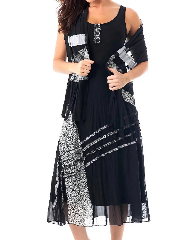 Anniversary Sale Button Pattern Maxi Dress In Black Multi