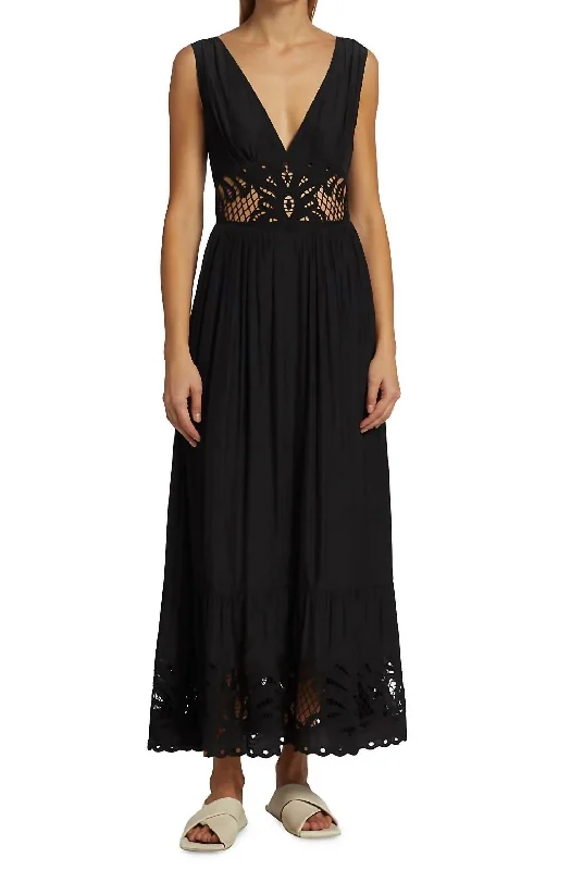 Seasonal Trends Barb Maxi Dress In Black