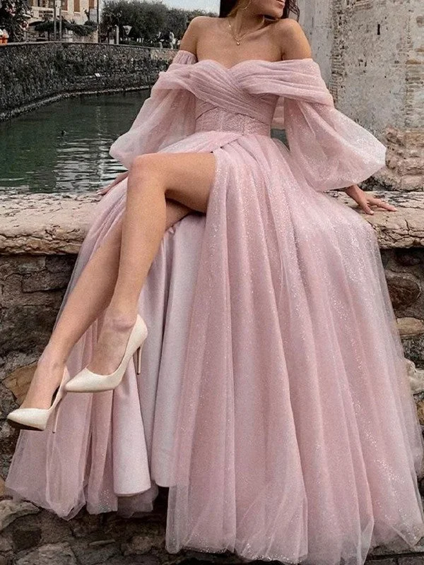 Flash Sale A-Line/Princess Tulle Ruched Off-the-Shoulder Long Sleeves Sweep/Brush Train Dresses