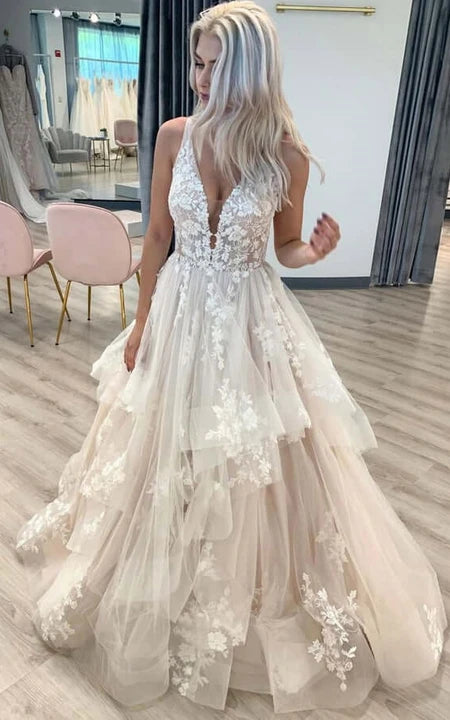 Trend Alert Sexy Plunged A-line Ball Gown Tulle Layered Lace Applique Wedding Dress