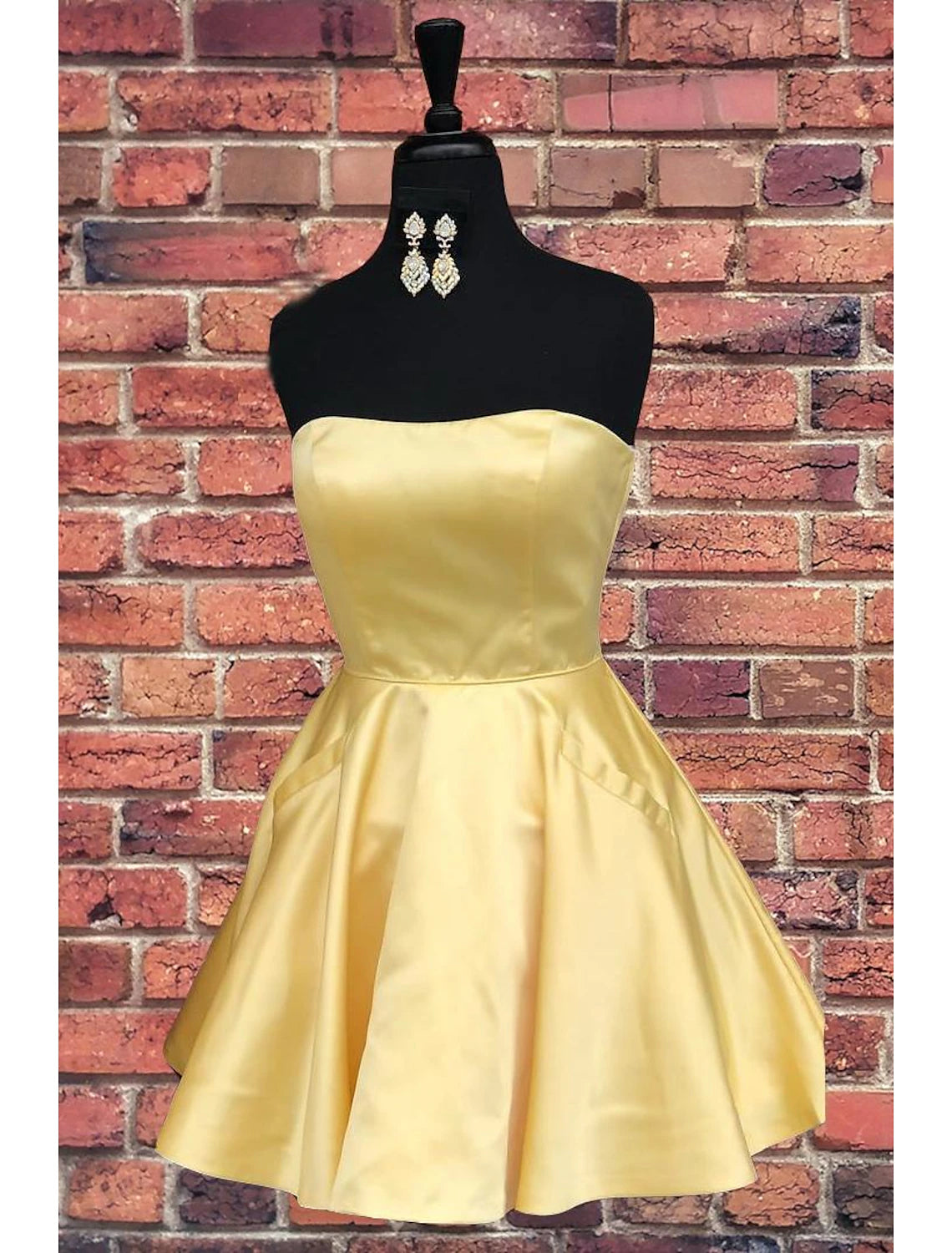 Early Access To Art Deco Styles Sale A-Line Hot Flirty Homecoming Cocktail Party Dress Strapless Sleeveless Short / Mini Satin with Sleek Pleats