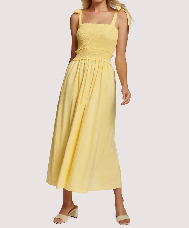 Parisian Effortless Chic Style Picking Daisies Maxi Dress in Yellow